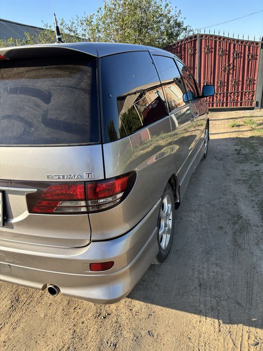 Продам Toyota Estima