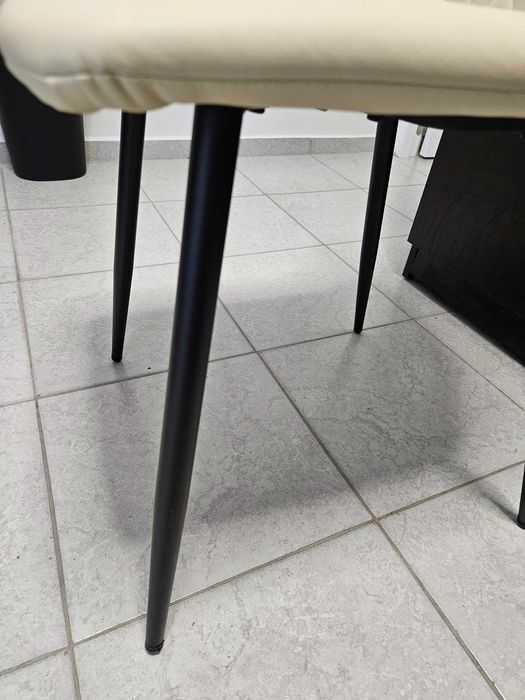 Трапезни  Столове Monza от еко кожа