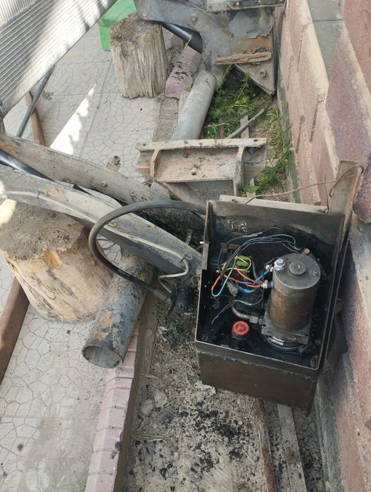 Гидравлическая лопата