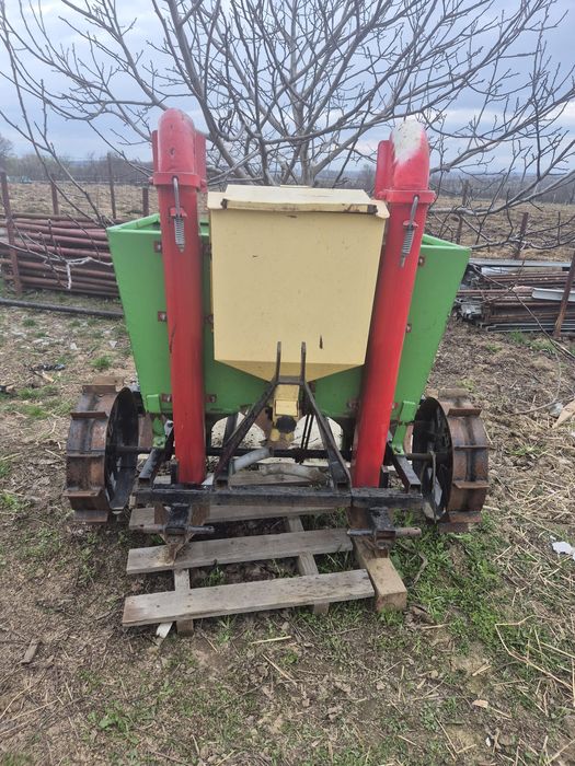 Masina plantat cartofi