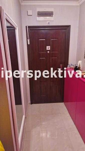 Продава се Тристаен апартамент в Пловдив, Кършияка - 100 кв.м за 1632 €/кв.м - Снимка #17