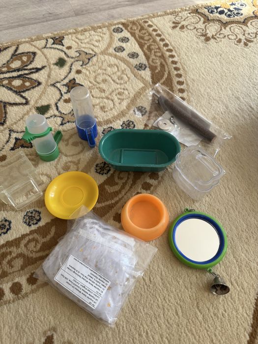 Продам клетку для попугая