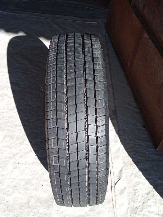1 НОВА гума 215/75R17.5 Michelin XZE1  126/124M Germany 240лв. С ДДС