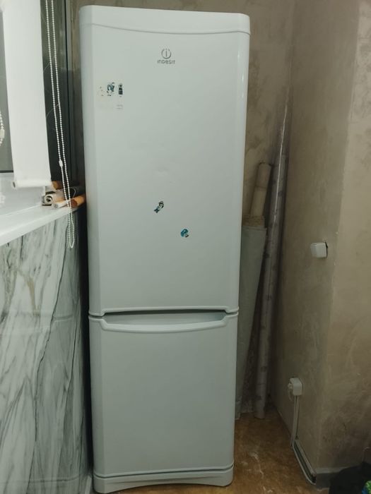 Холодильник рабочий