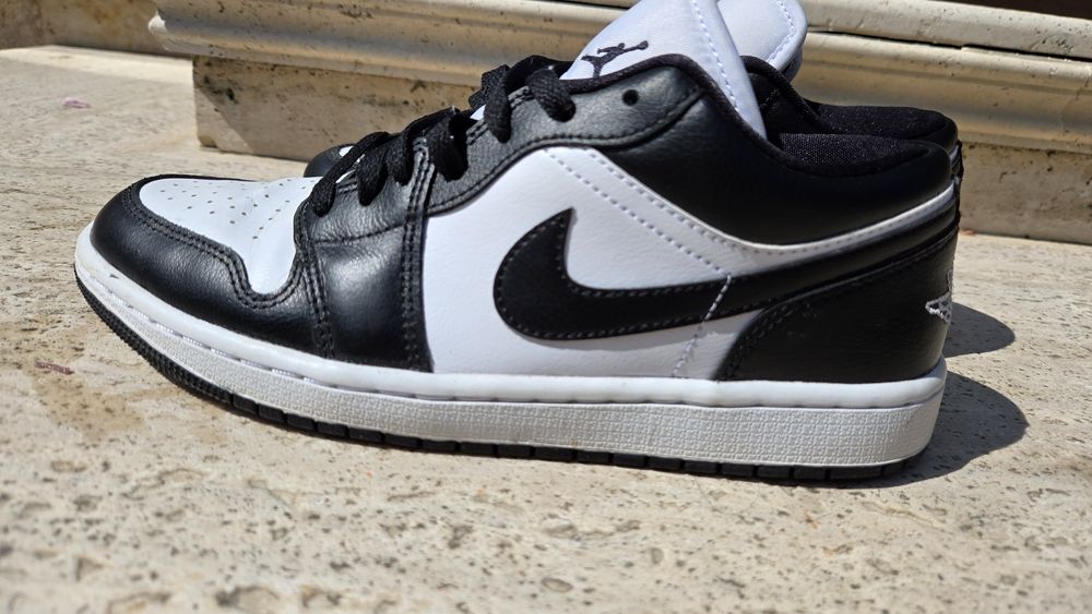 Pantofi sport/ Sneakers/Adidasi Nike Air Jordan 1 Low  Alb-negru, marimeav