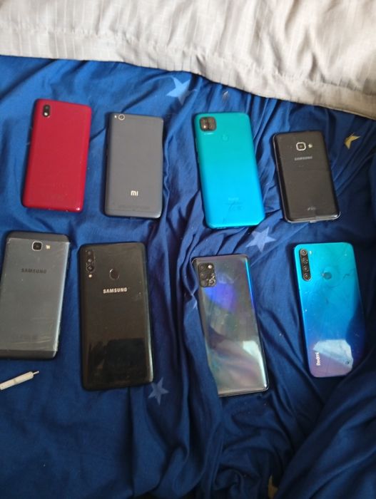 Смартфоны на запчасти продам