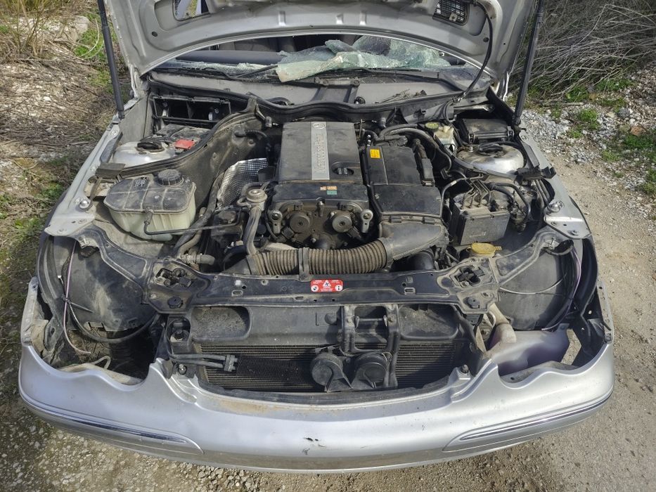 Mercedes W203 1.8 compresso 143k.cНа Части