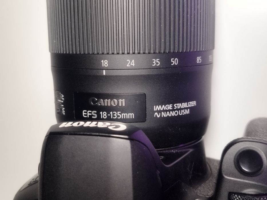 Canon EOS 850D / Rebel T8I + Canon EFS 18-135  IS USM