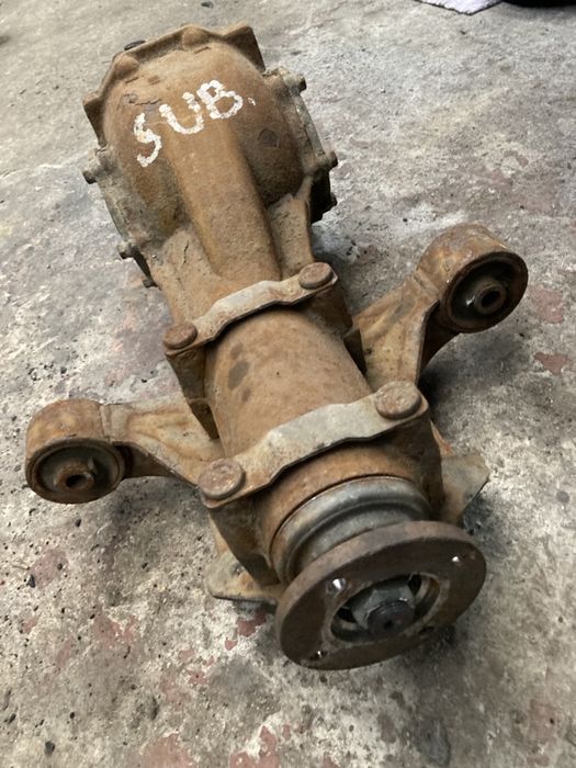 Subaru legacy 2010г комби 6 скорости ръчка 2.0d 150кс диференциал