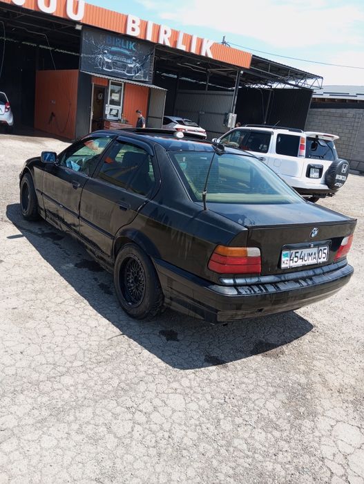 Продам BMW 316 срочно