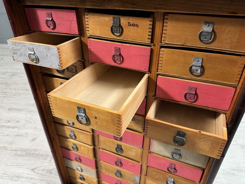 Шкаф масив 32 чекмеджета - Handmade У030