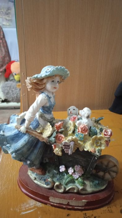 Статуэтка 5 300 тенге. Красивая