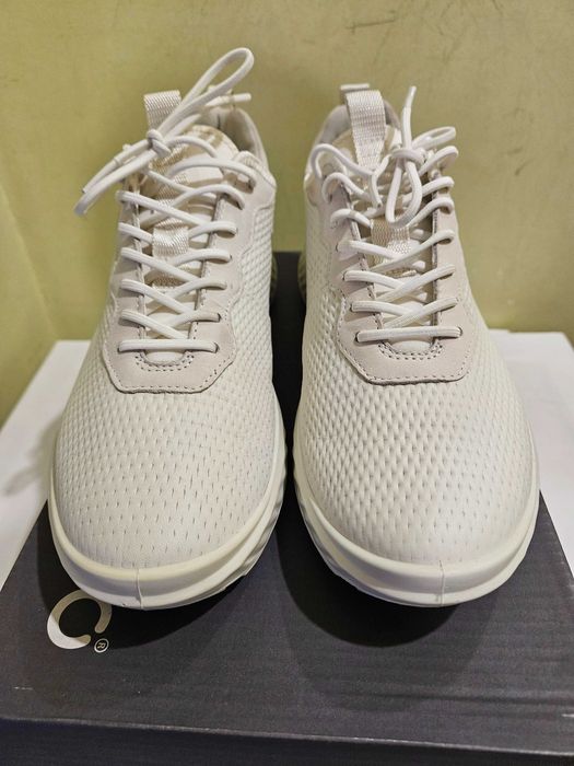 Кроссовки ecco , размер 39