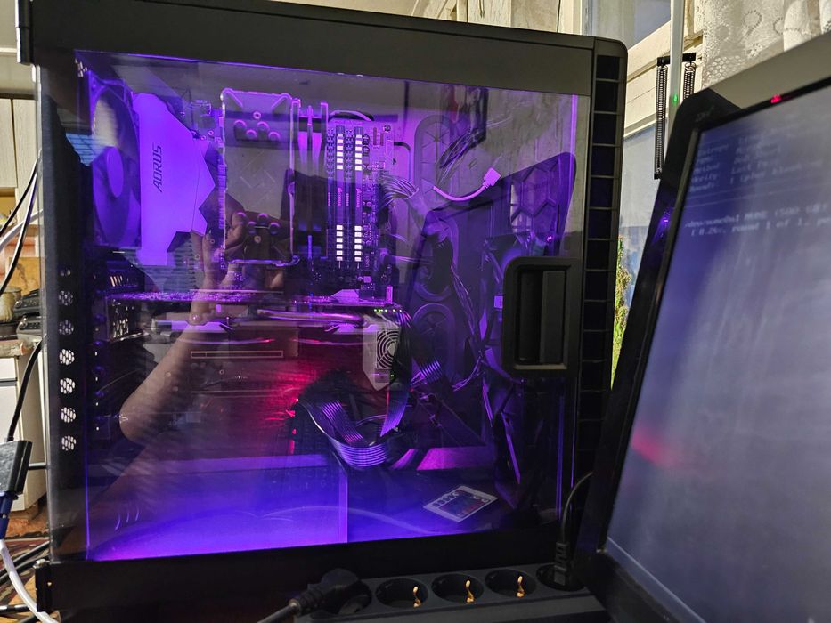 Компютър i7-7700, 32GB DDR4, RX 570 8gb