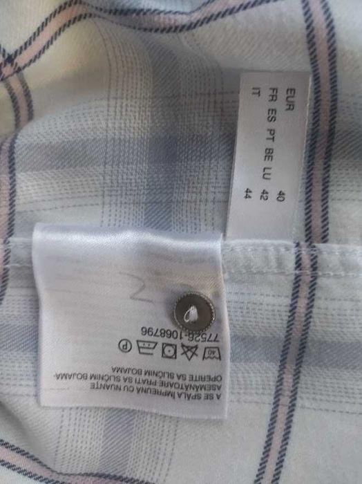 Дамска риза C & A, размер 40