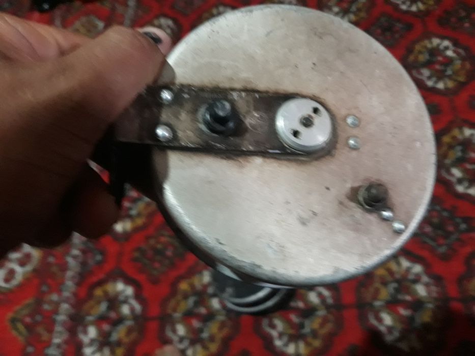 Сотилади Россиский катушка невский иккаласига 350000