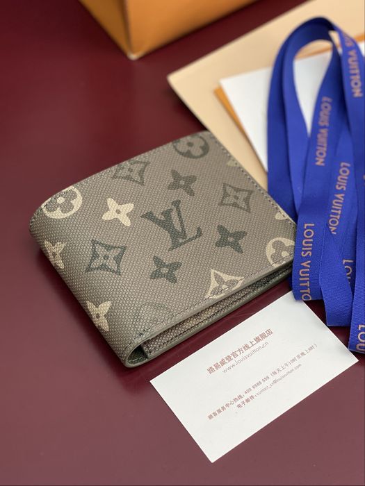 Portofel Louis Vuitton , calitate premium , pe comanda , nou