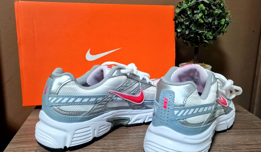 Nike initiator .