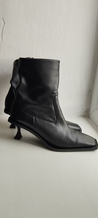 Продам ботильоны Zara