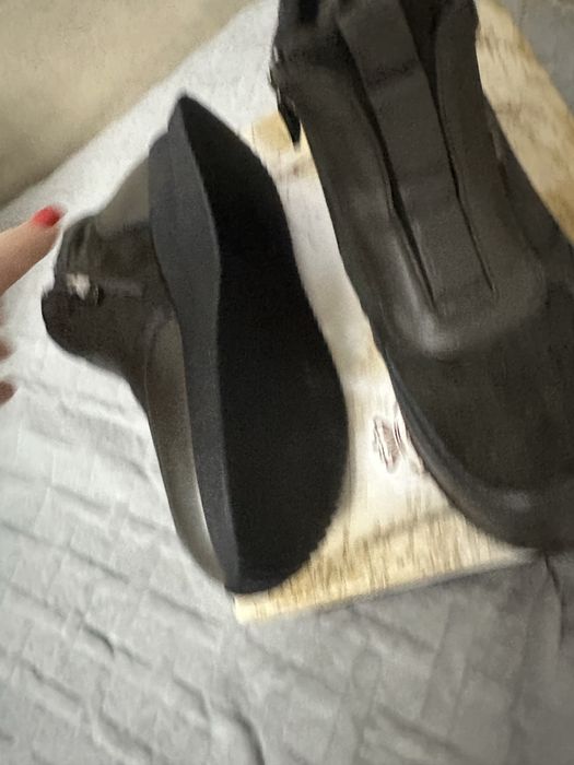 Продаю обувь зимняя