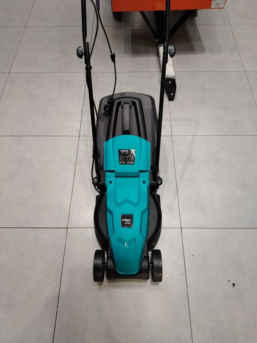 Elektrichski gazona kasilka