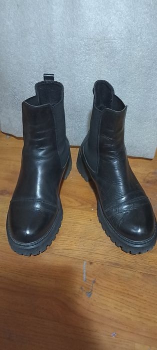 Продам ботинки женские ( Челси)