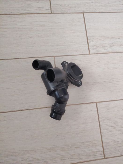 Termostat audi  Q5  2.0 tdi 170 cai