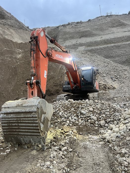 Услуги экскаватора