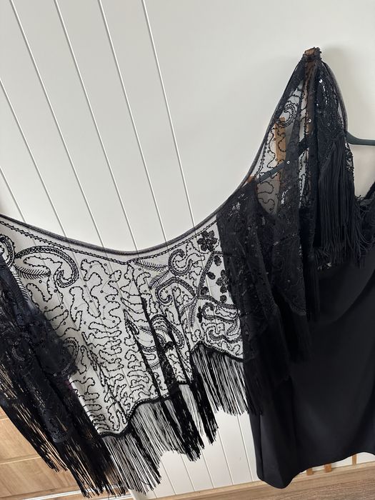 Коктейлни рокли къси черни