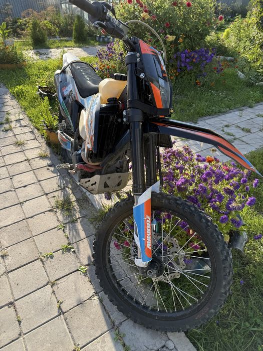 Продам мотоцикл zuumav 175-5