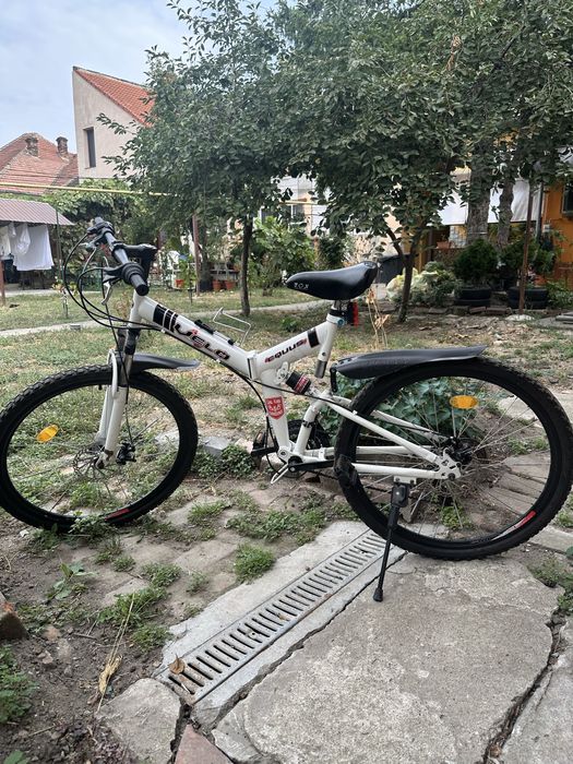 Vand bicicleta pliabila marimea S stare foarte buna