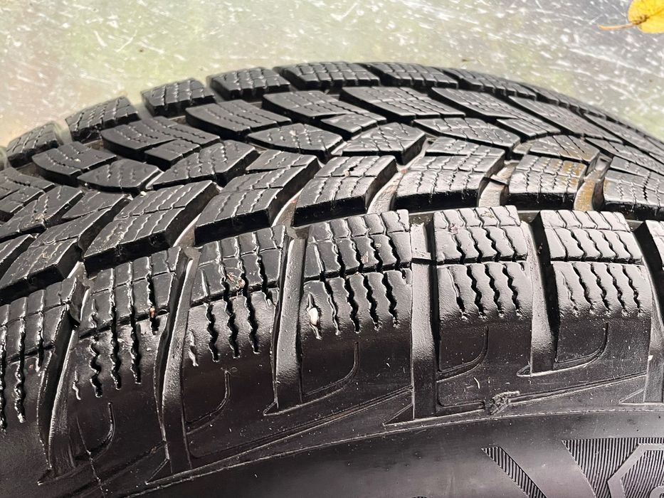 Зимни гуми за PORSCHE CAYENNE 235/60 R 18 107H  PORSCHE 18 Zoll Джанти