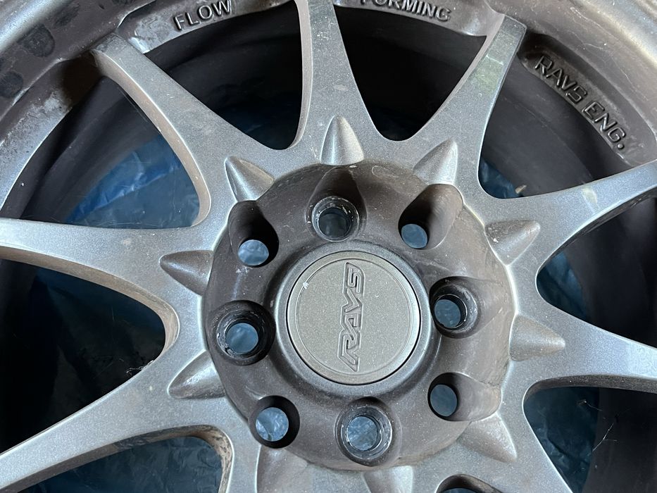 Продажа дисков с шинами на R15