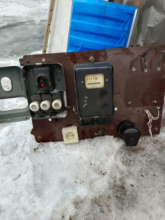 Продам дверцы счетчик