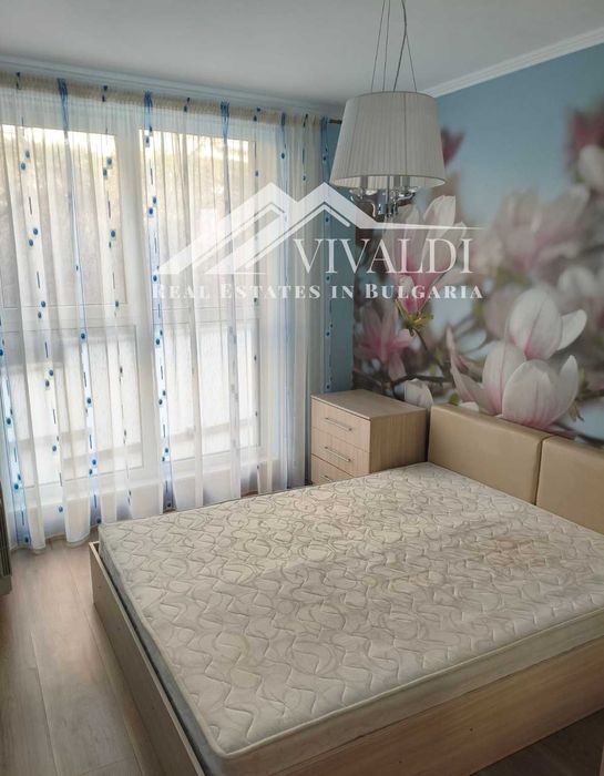 Двустаен обзаведен апартамент в кв.Бриз, Варна