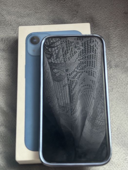 Продам айфон 13 на 128gb