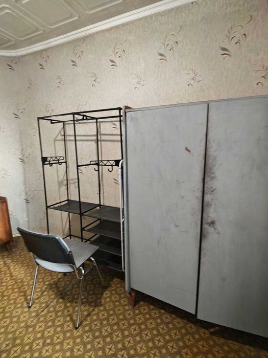 Диван+шкаф+этажерка для вещей