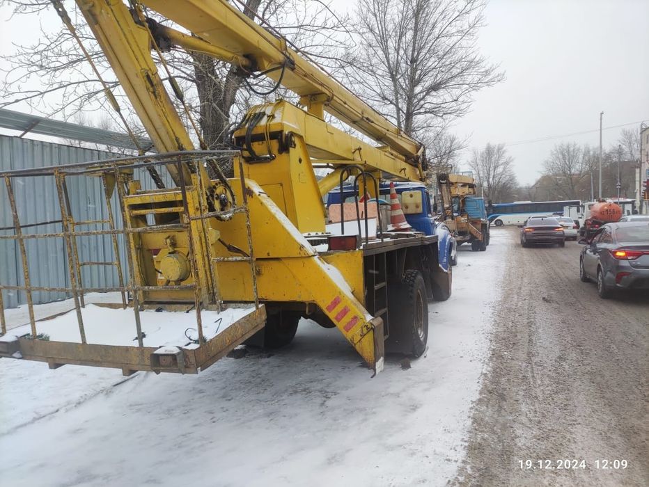 Продается автовышка