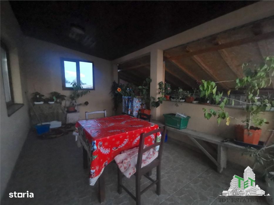 Vila 5 camere regie proprie cu gradinagaraj in Bacu (Joita)