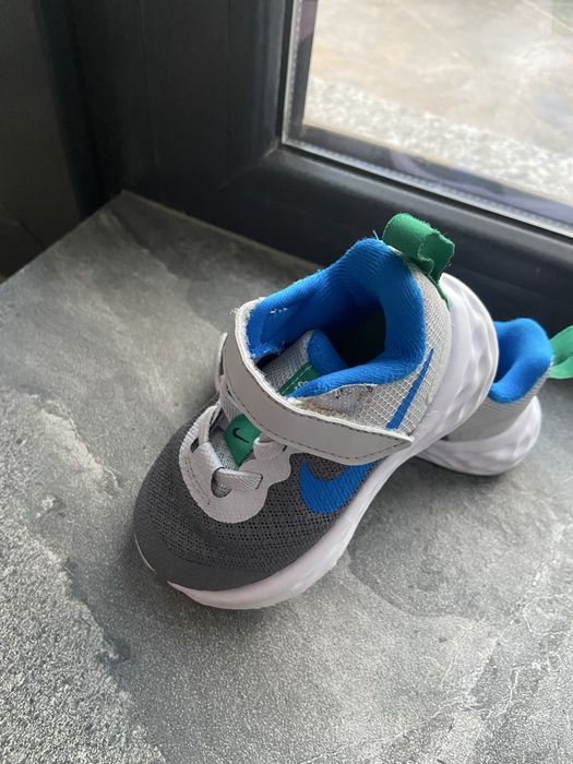 Оригинални бебешки обувки Nike