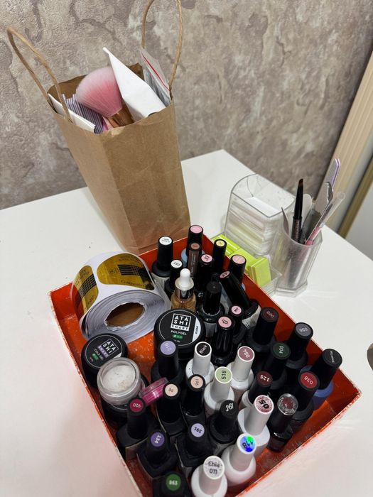 Продам всё для маникюра