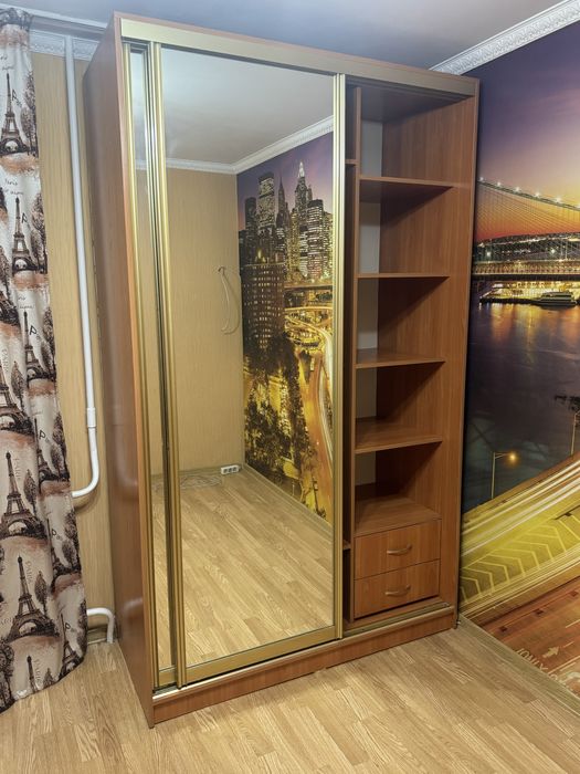 Продам шкаф купе