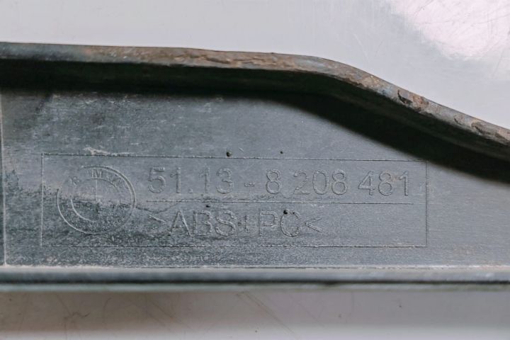 Ornament far stanga 51138208481 BMW Seria 3 E46