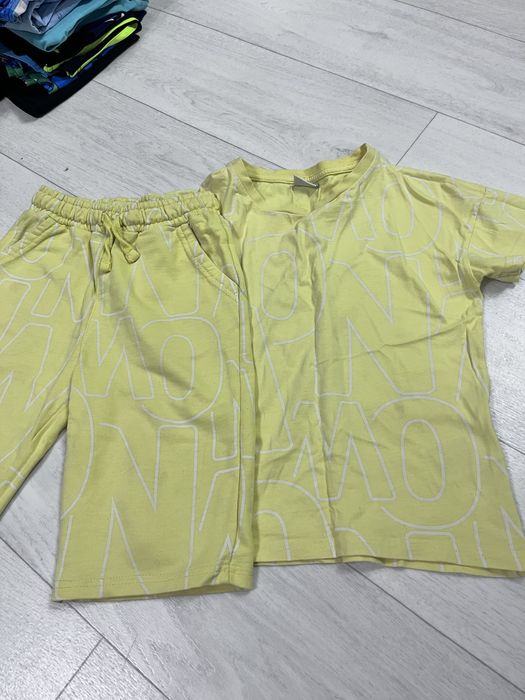 Каждая по 500 тенге