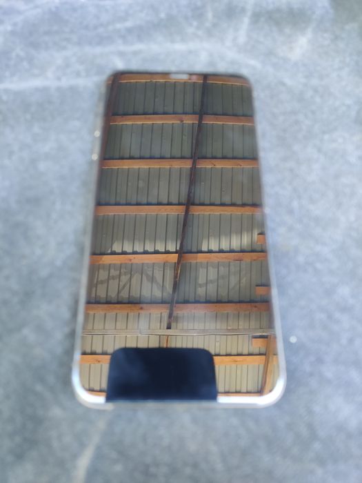 iPhone XS max 256gb продам без коробки