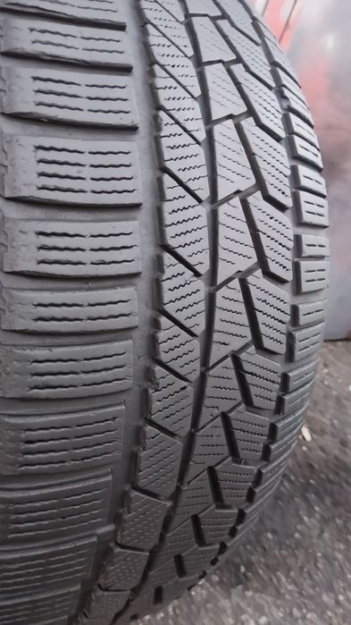 1брой зимна гума 235/40/19 Continental Winter Contact TS860S
dot22
6.4