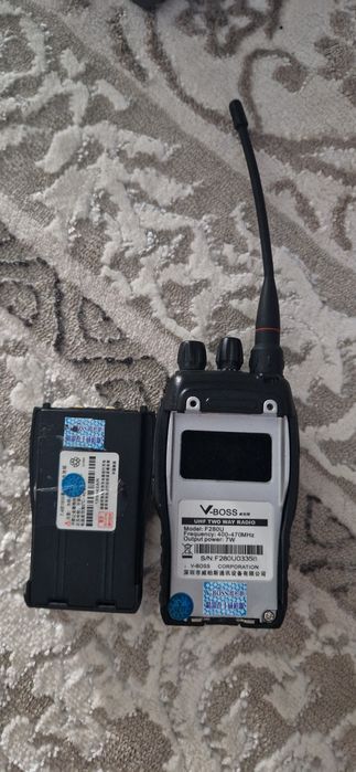 Рация F280U + зарядка