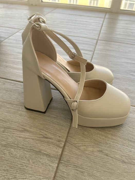 Туфли братц