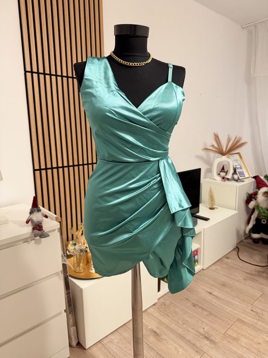 Rochie turcoaz marime XS de ocazie noua