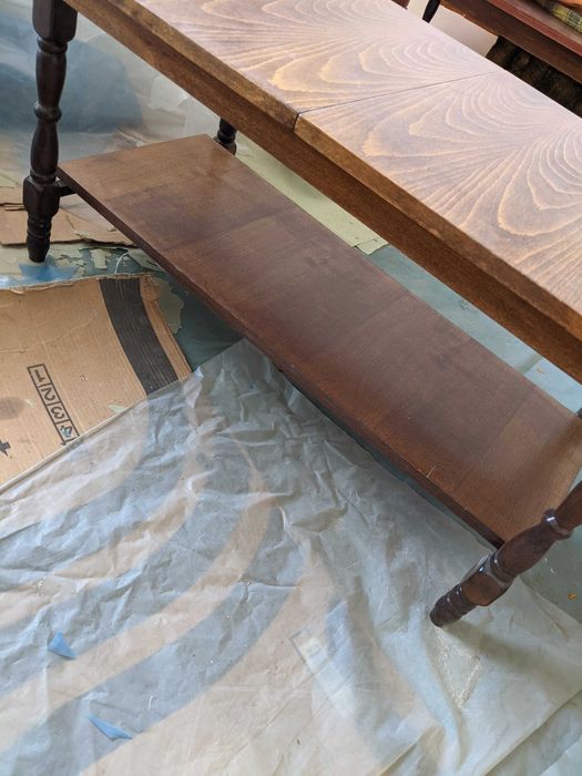 Разтегателни холни маси по 150 лева